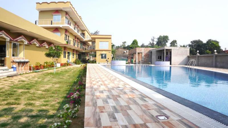 מנדרמוני Resort Saikat Saranya מראה חיצוני תמונה